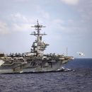 Marineros en portaaviones de EEUU dan positivo de nuevo