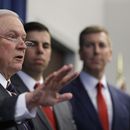 Trump y secretario de Justicia elevan el tono de su disputa
