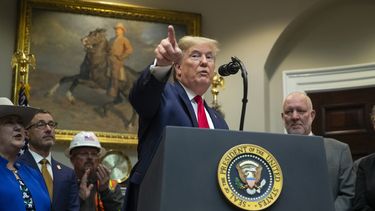 Trump propone reducir drásticamente supervisión ambiental
