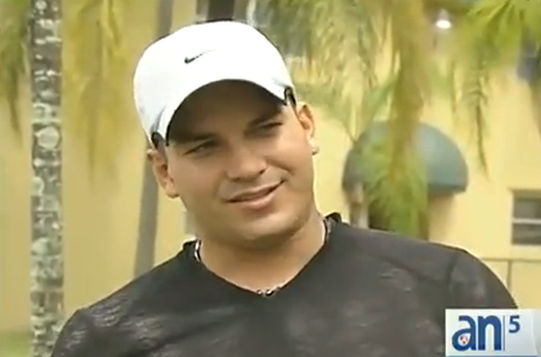 Llegó  a Miami uno de los nueve cubanos que estuvo detenido en Bahamas.