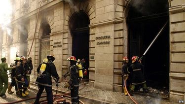 americateve | "En este periodo de tiempo hubo un mayor número de casos de todos los servicios, sobre todo de principios de incendio, y de medianas y regulares proporciones", explicó Pedro José Rodríguez, de la Jefatura de Bomberos de la isla