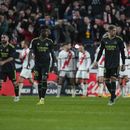 El Madrid se estrella en Vallecas y el Barcelona queda líder