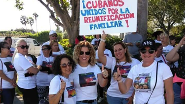 administracion biden reanuda el programa de reunificacion familiar para cubanos