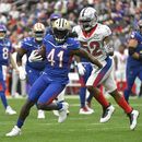 Kamara, de Saints, sale de cárcel tras arresto por agresión