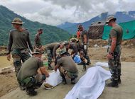 recuperan 26 cadaveres tras alud en noreste de india