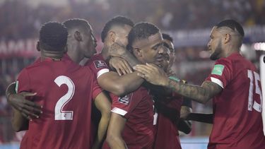 Panamá vence 1-0 a Canadá en partido de trámite