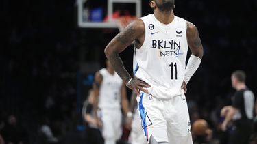 Fuente AP: Kyrie Irving se marcha a los Mavericks