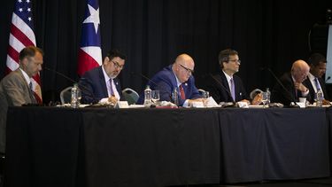 miembro de la junta de control fiscal advierte a camioneros que no pueden trabajar bajo amenazas