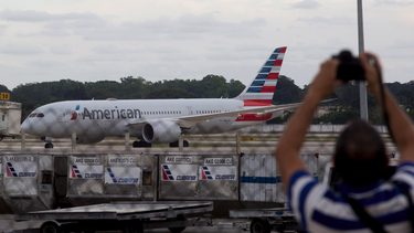 american airlines y southwest cancelan vuelos a cuba desde miami por huracan ian