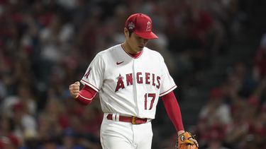 Ohtani bate récord con 13 ponches, Angelinos barren a Reales