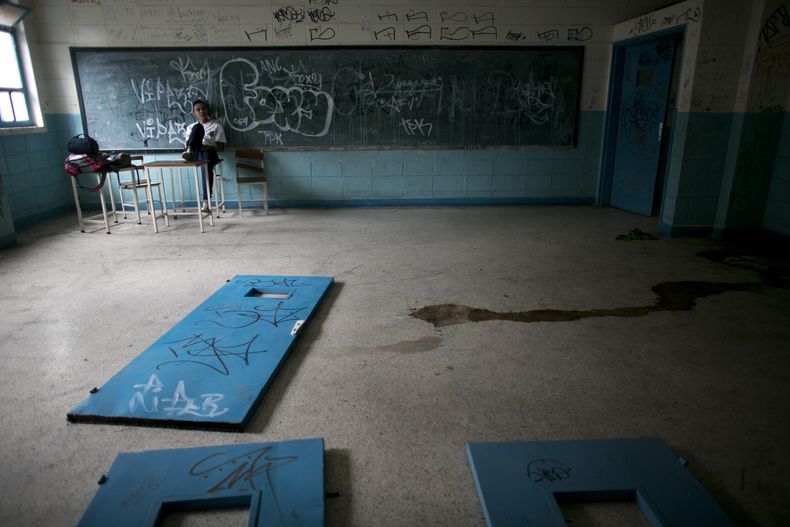 REP-GEN_VENEZUELA-ESCUELAS_VACIAS-3.jpg