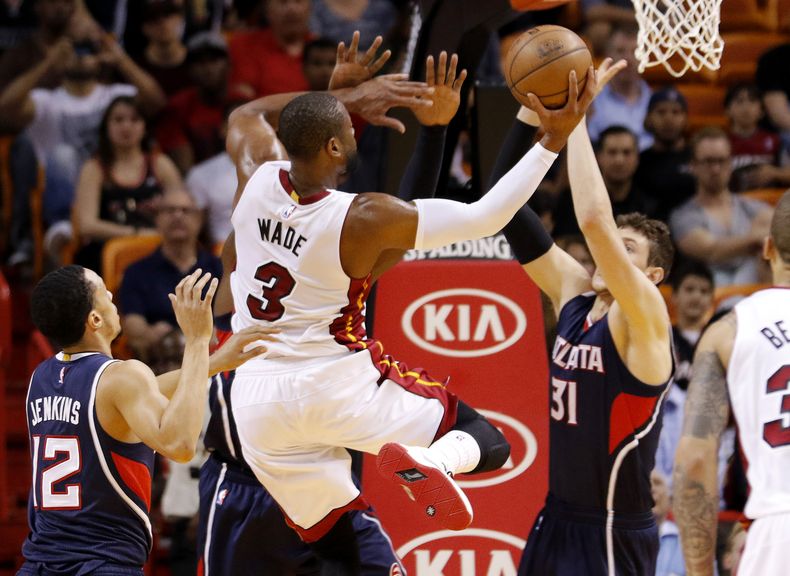 DEP-BAS_HAWKS-HEAT-0.jpg