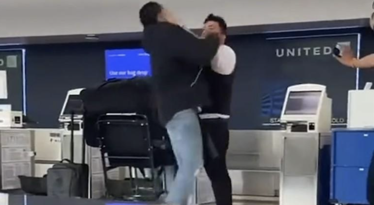 Video: exjugador de la NFL noqueó de un puño a trabajador de una aerolínea en EE. UU