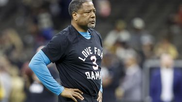 Fuente AP: 49ers contratan a Wilks como coordinador ofensivo