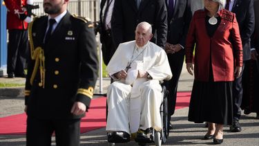 Canadá: Disculpa papal ante indígenas es insuficiente