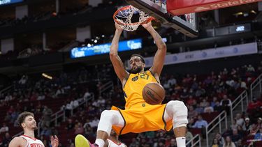 Jazz derrotan 132-127 a Rockets en tiempo extra