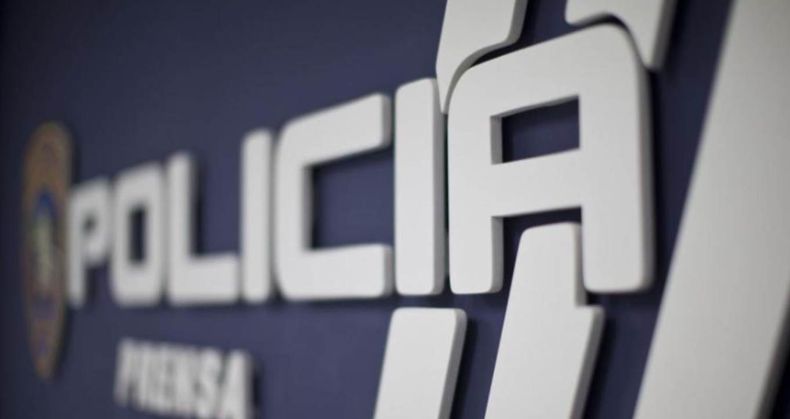 Policia logo.jpg