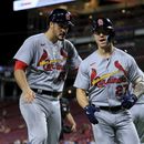 Pujols bate un récord en triunfo de Cardenales sobre Rojos