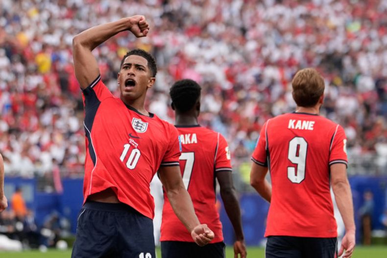 Jude Bellingham (10) celebra tras anotar el primer gol de Inglaterra en el partido contra Panamá por el Grupo L del Mundial, el sábado 27 de junio de 2026, en East Rutherford, Nueva Jersey. (AP Foto/Steve Luciano)