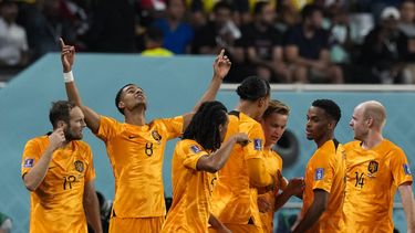 otro gol de valencia y ecuador salva empate 1-1 con holanda