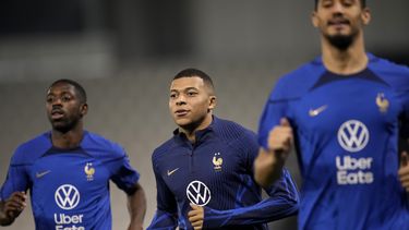 Deschamps: Francia se siente sola contra el mundo