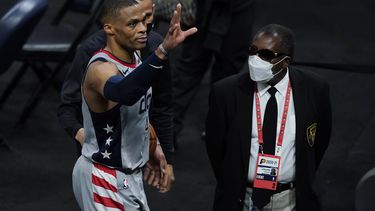 Westbrook empata récord de Robertson; Wizards se imponen