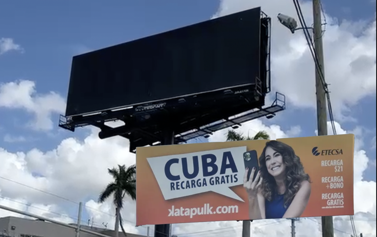 Miami: retiran valla que promocionaba recargas a Cuba con el logo  ETECSA