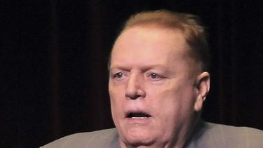 Flynt ofrece 10 millones por información que dañe a Trump