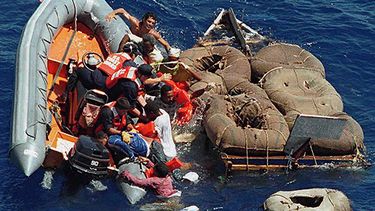 americateve | En el último año más de 2,000 balseros han sido rescatados en el mar.