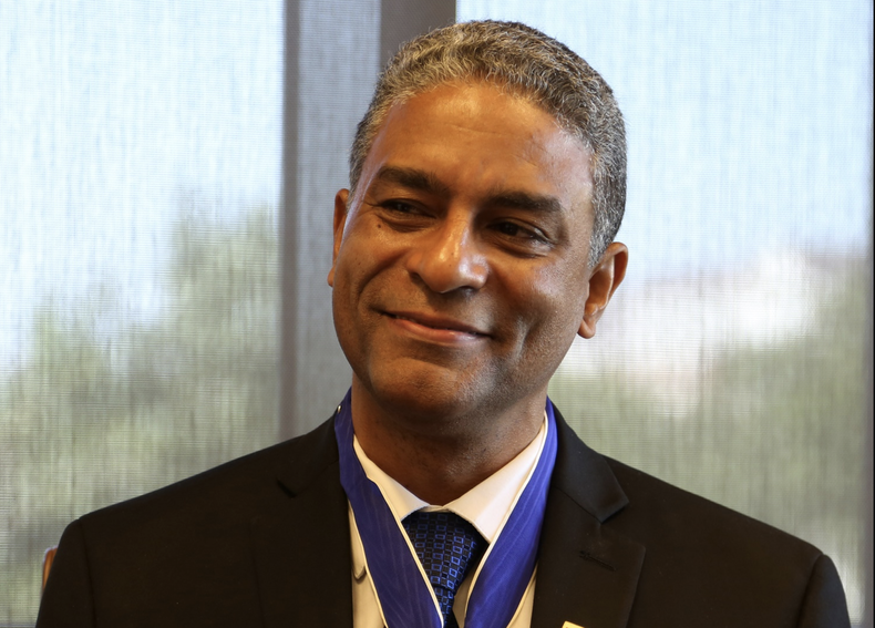 Oscar Elías Biscet.png