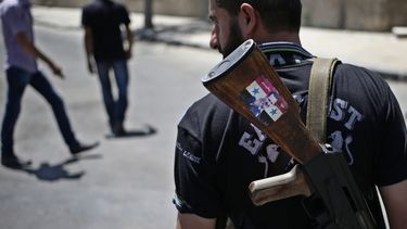 Obama busca ayuda para equipar a rebeldes sirios