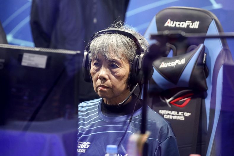 ASI-GEN E-SPORTS-SENIORS-FOTOS