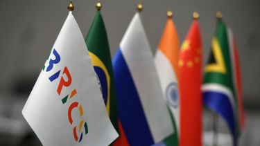 mas de 20 paises presentan solicitudes oficiales de adhesion al brics