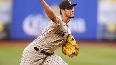 Darvish domina de nuevo a Mets y Padres vencen 4-1