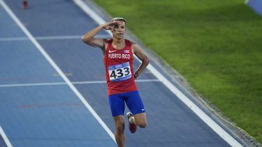 Héctor Pagán gana los 5.000 metros en los Juegos Centroamericanos y del Caribe enb San Salvador, el martes 4 de julio de 2023 (AP Foto/Arnulfo Franco)