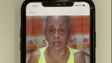 Una madre suplica desde Cuba ayuda para sus hijos detenidos por la dictadura. (Captura de pantalla)&nbsp;