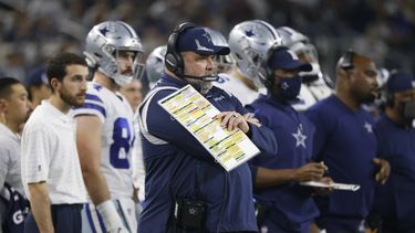 Cowboys tienen que decidir a quién alinearán el sábado