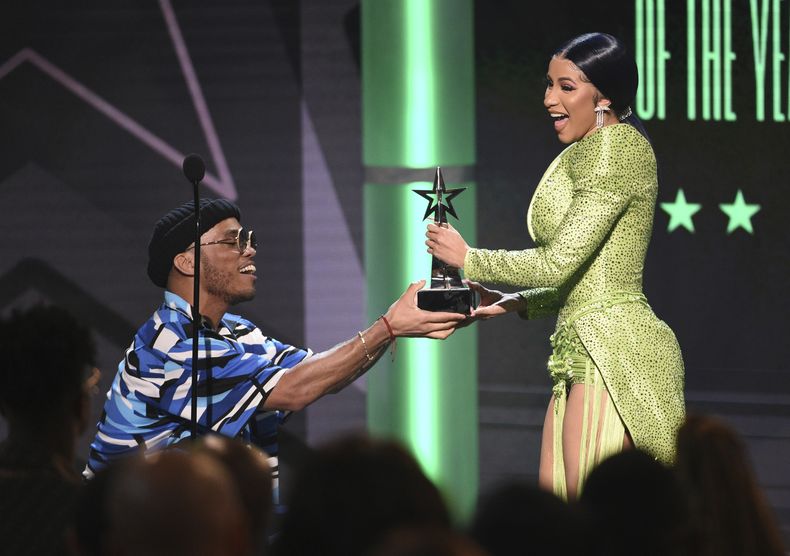 ESP-MUS_PREMIOS_BET-LISTA-3.jpg