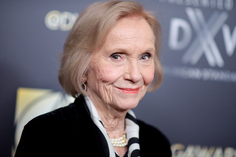 ARCHIVO - La actriz Eva Marie Saint asiste a la 20.ª edición de los premios a la excelencia en diseño de producción del Art Directors Guild en Beverly Hills, California, el 31 de enero de 2016. (Foto Richard Shotwell/Invision/AP, archivo)