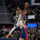 Con 30 de Antetokounmpo, Bucks arrollan a Pistons