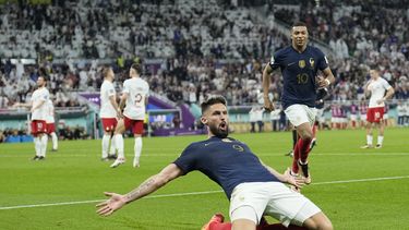 recital mbappe: francia vence a polonia y alcanza cuartos