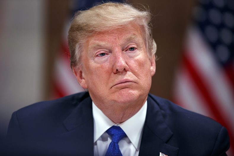 EUR-GEN_DAVOS-TRUMP-1.jpg