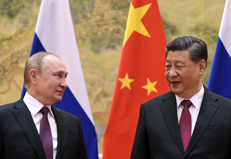 REP-GEN AP EXPLICA-CHINA-RUSIA