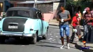 Llenan calles de Camagüey con grafitis y octavillas de protesta