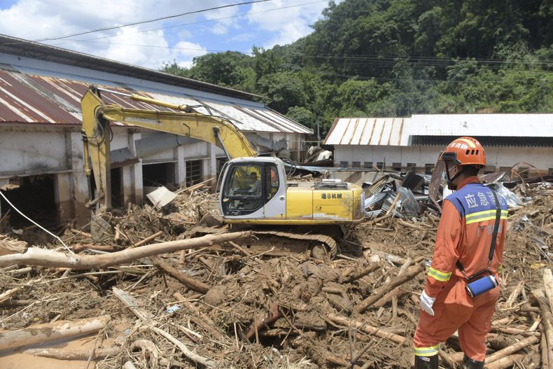 La escena después de las inundaciones en Sishui, condado Pingyuan, ciudad de Meizhou, provincia Guangdong, China, el 20 de junio del 2024. (Lu Hanxin/Xinhua via AP)