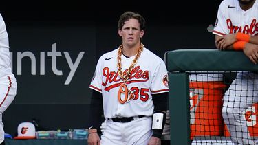 Rutschman pega jonrón; Orioles vencen a Angelinos