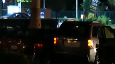 americateve | Hoy se celebra el funeral de una de las dos jóvenes que murieron al ser atropelladas después de sobrevivir a un primer accidente en Kendall.