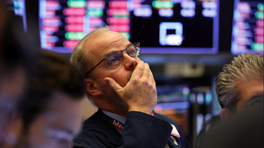 Wall Street cerró la semana con fuertes pérdidas y retomó la senda negativa por el temor a una recesión mundial