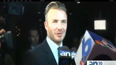 americateve | David Beckham llegó a Miami para anunciar que traerá a la ciudad un equipo de fútbol de la MLS.