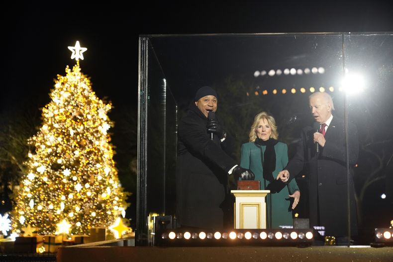 AMN-GEN BIDEN-ÁRBOL DE NAVIDAD